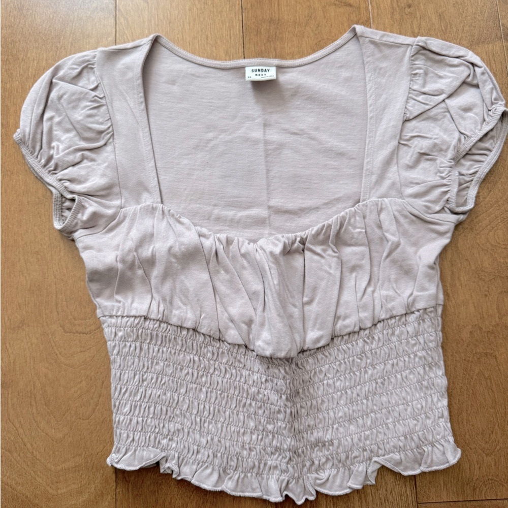 Aritzia Sunday Best short sleeve top in lavendar, size xs